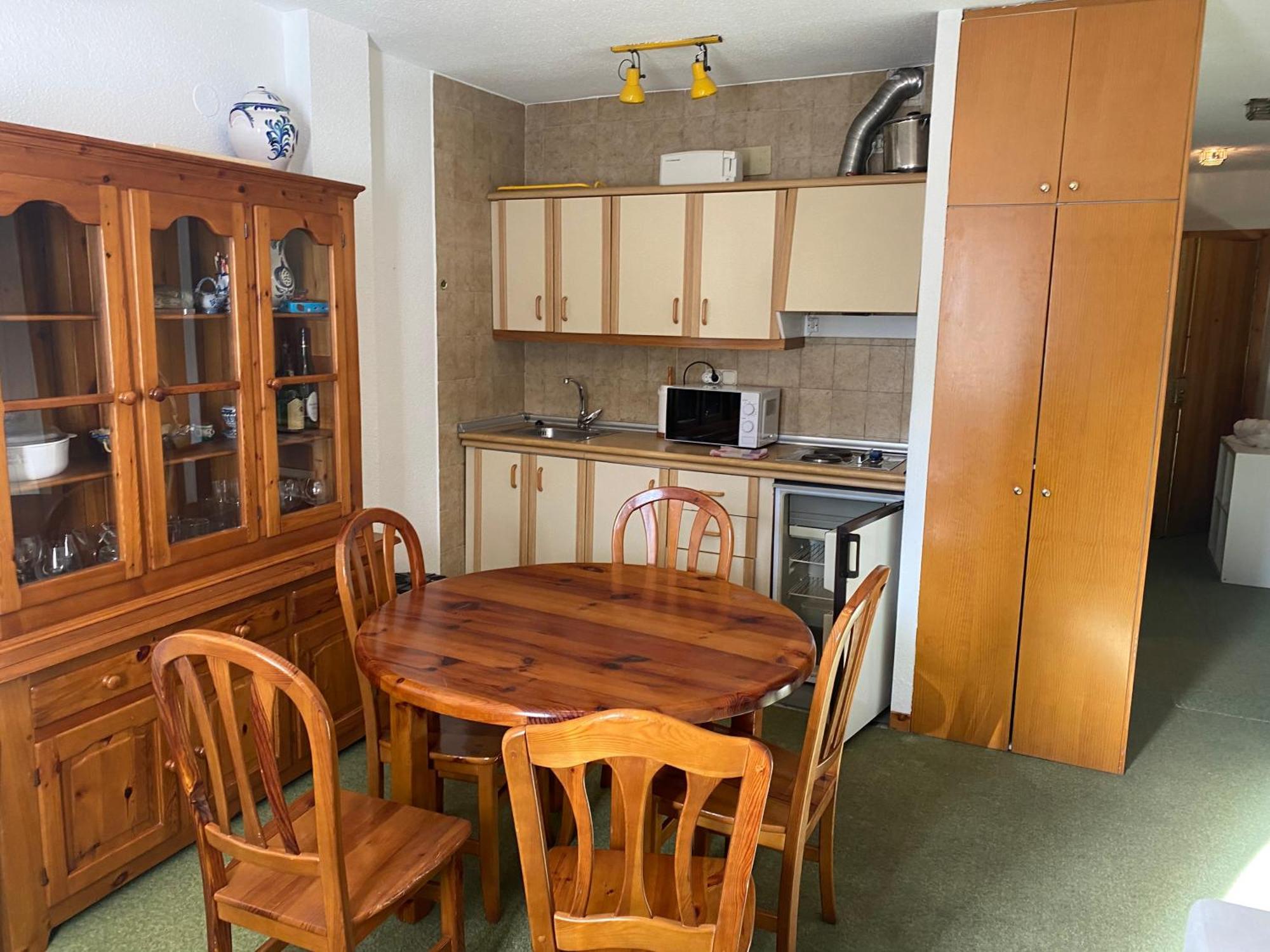 Apartment Plaza Pradollano 2 *